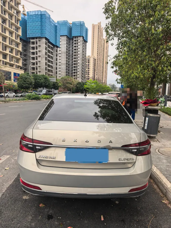 2019 Skoda Superb 1.4T 150HP L4 7DCT,autocango,china used car exporter,china ev exporter,chinese used car exporter,chinese used ev exporter