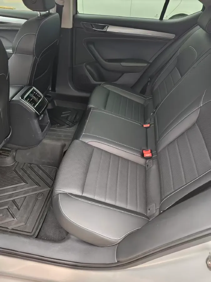 2019 Skoda Superb 1.4T 150HP L4 7DCT,autocango,china used car exporter,china ev exporter,chinese used car exporter,chinese used ev exporter