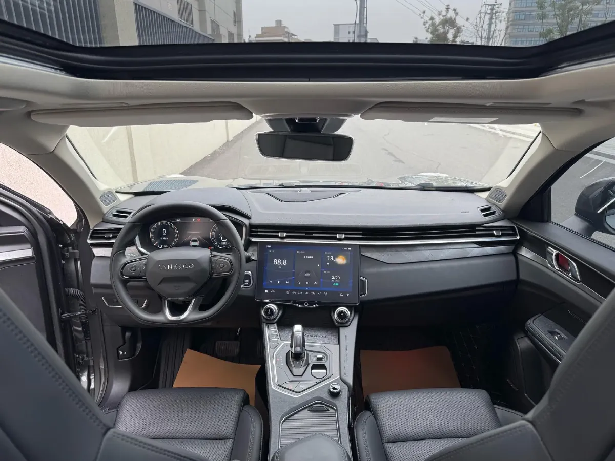 2021 LYNK&CO 01 2.0T 218HP L4 8AT,autocango,china used car exporter,china ev exporter,chinese used car exporter,chinese used ev exporter