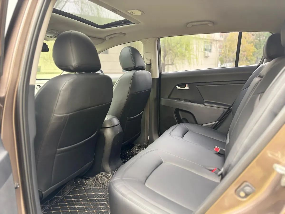 2016 Kia Sportage R 2.0L 165HP L4 6AT,autocango,china used car exporter,china ev exporter,chinese used car exporter,chinese used ev exporter