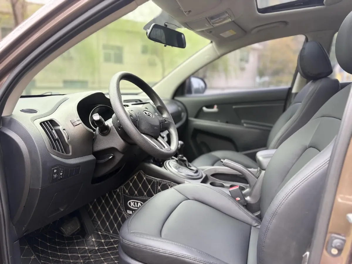 2016 Kia Sportage R 2.0L 165HP L4 6AT,autocango,china used car exporter,china ev exporter,chinese used car exporter,chinese used ev exporter