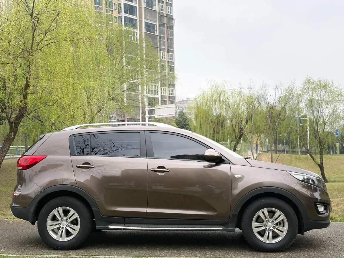 2016 Kia Sportage R 2.0L 165HP L4 6AT,autocango,china used car exporter,china ev exporter,chinese used car exporter,chinese used ev exporter