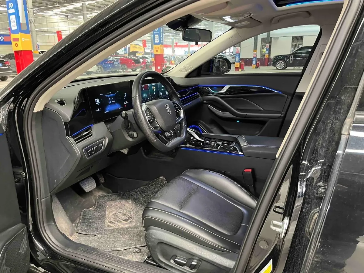 2023 Bestune B70 1.5T 169HP L4 7DCT,autocango,china used car exporter,china ev exporter,chinese used car exporter,chinese used ev exporter