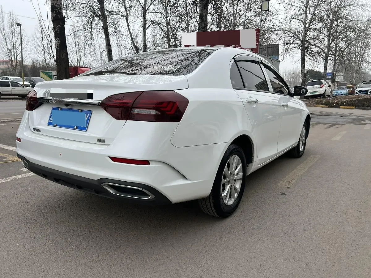 2020 Geely Emgrand 1.5L 109HP L4 5MT,autocango,china used car exporter,china ev exporter,chinese used car exporter,chinese used ev exporter