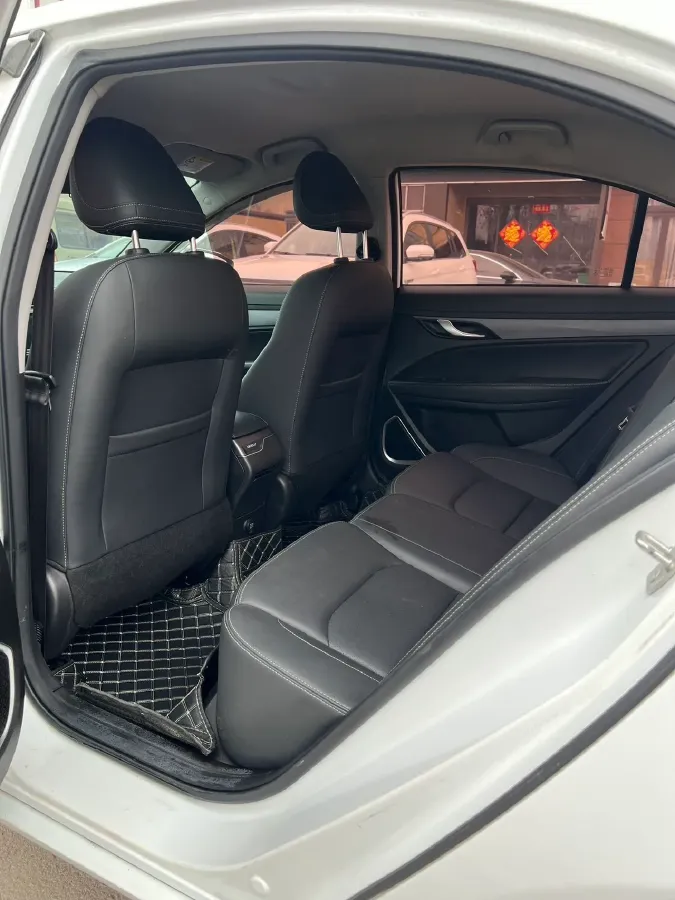 2020 Geely Emgrand 1.5L 109HP L4 5MT,autocango,china used car exporter,china ev exporter,chinese used car exporter,chinese used ev exporter