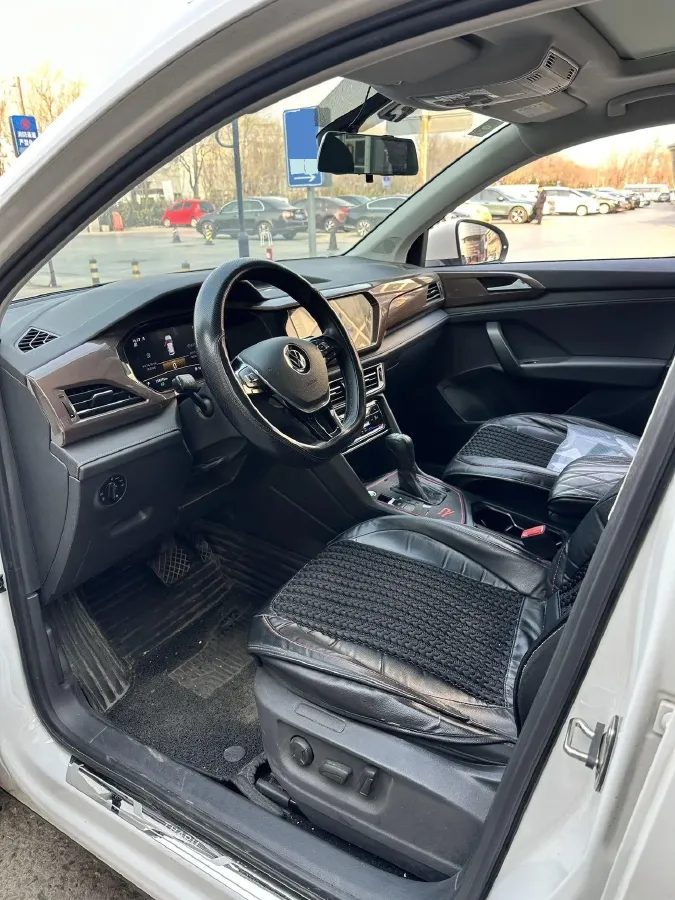 2021 Volkswagen Tharu 1.4T 150HP L4 7DCT,autocango,china used car exporter,china ev exporter,chinese used car exporter,chinese used ev exporter