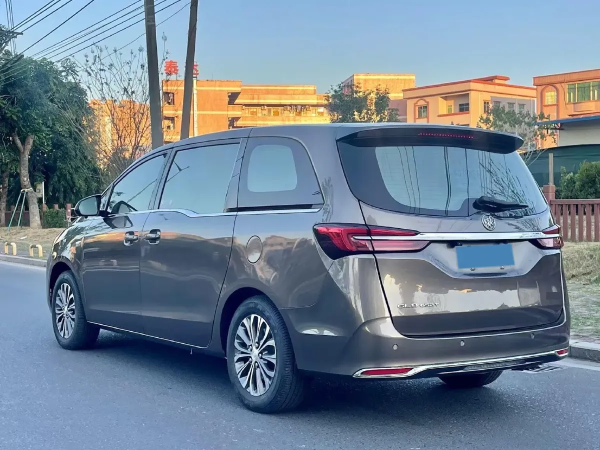 2021 Buick GL8 2.0T 237HP L4 9AT,autocango,china used car exporter,china ev exporter,chinese used car exporter,chinese used ev exporter