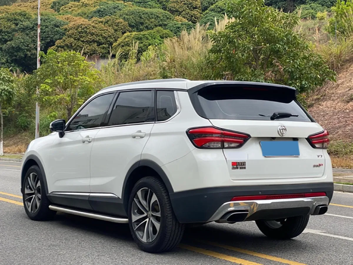 2018 Brilliance Auto V7 1.6T 204HP L4 7DCT,autocango,china used car exporter,china ev exporter,chinese used car exporter,chinese used ev exporter