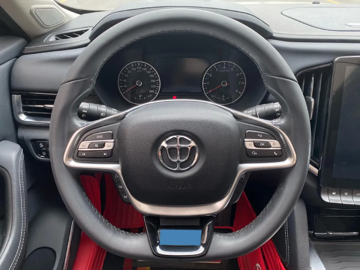 2018 Brilliance Auto V7 1.6T 204HP L4 7DCT,autocango,china used car exporter,china ev exporter,chinese used car exporter,chinese used ev exporter