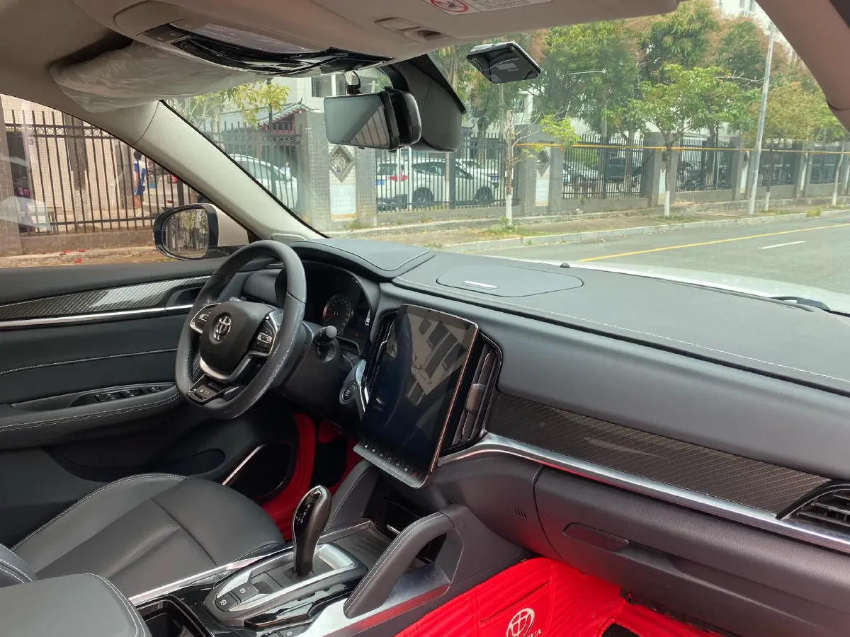 2018 Brilliance Auto V7 1.6T 204HP L4 7DCT,autocango,china used car exporter,china ev exporter,chinese used car exporter,chinese used ev exporter