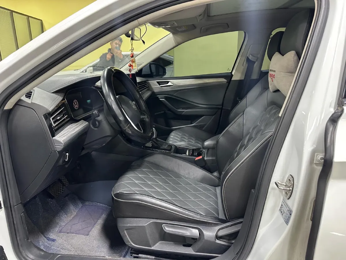 2023 Volkswagen Sagitar 1.4T 150HP L4 7DCT,autocango,china used car exporter,china ev exporter,chinese used car exporter,chinese used ev exporter