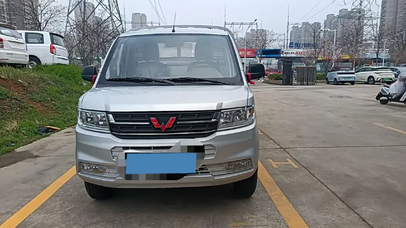 2023 WuLing RongGuang New Truck 2.0L 136HP L4 5MT,autocango,china used car exporter,china ev exporter,chinese used car exporter,chinese used ev exporter