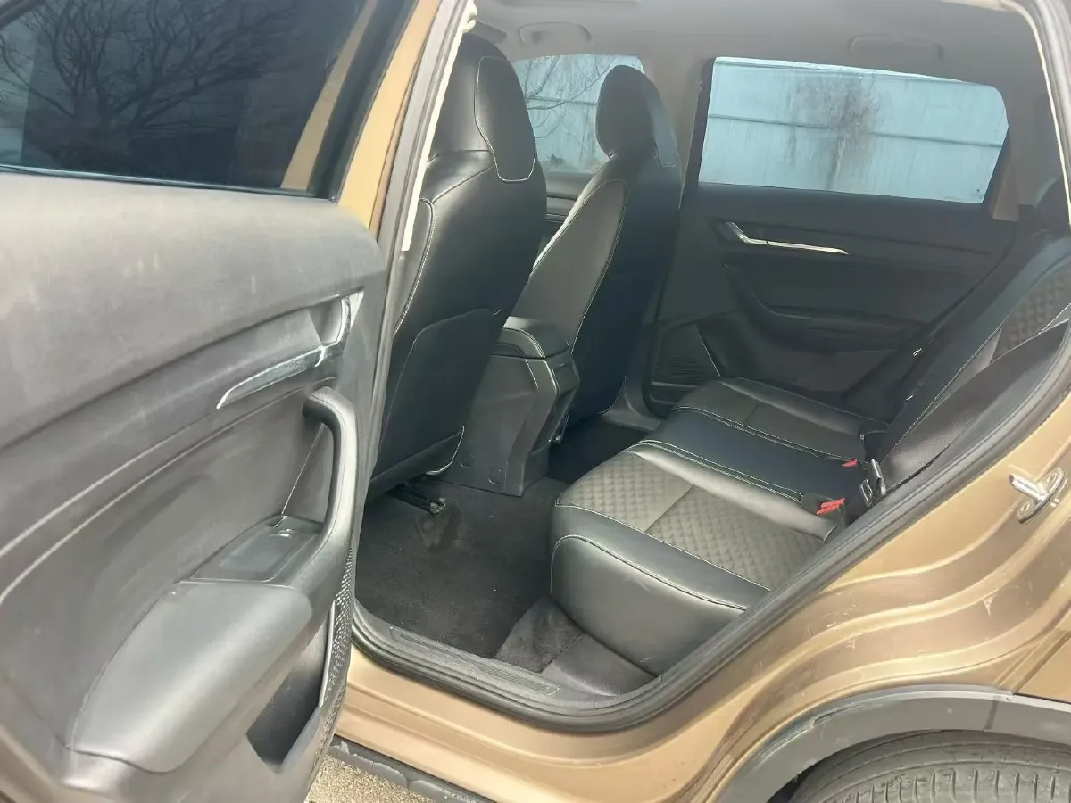 2018 Skoda Kamiq 1.5L 112HP L4 5MT,autocango,china used car exporter,china ev exporter,chinese used car exporter,chinese used ev exporter