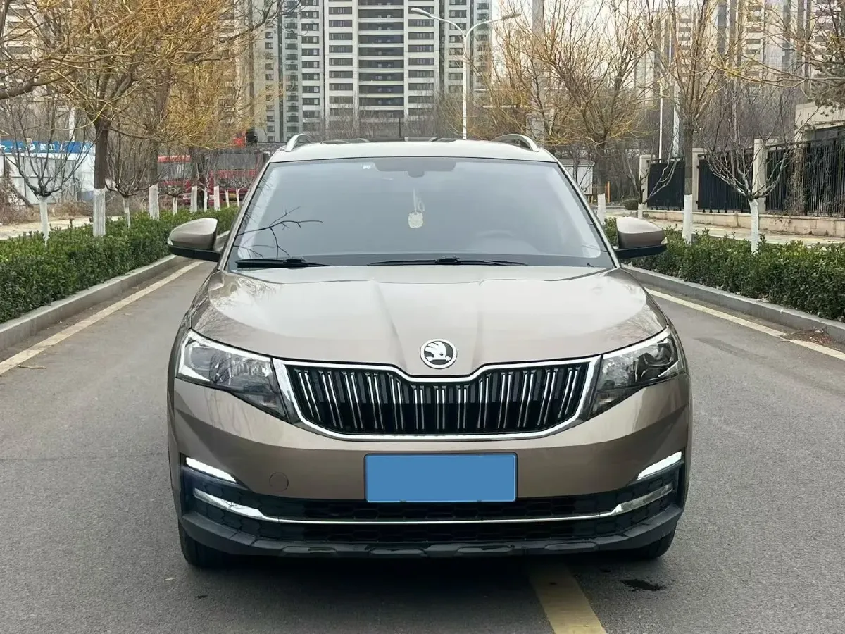 2018 Skoda Kamiq 1.5L 112HP L4 5MT,autocango,china used car exporter,china ev exporter,chinese used car exporter,chinese used ev exporter
