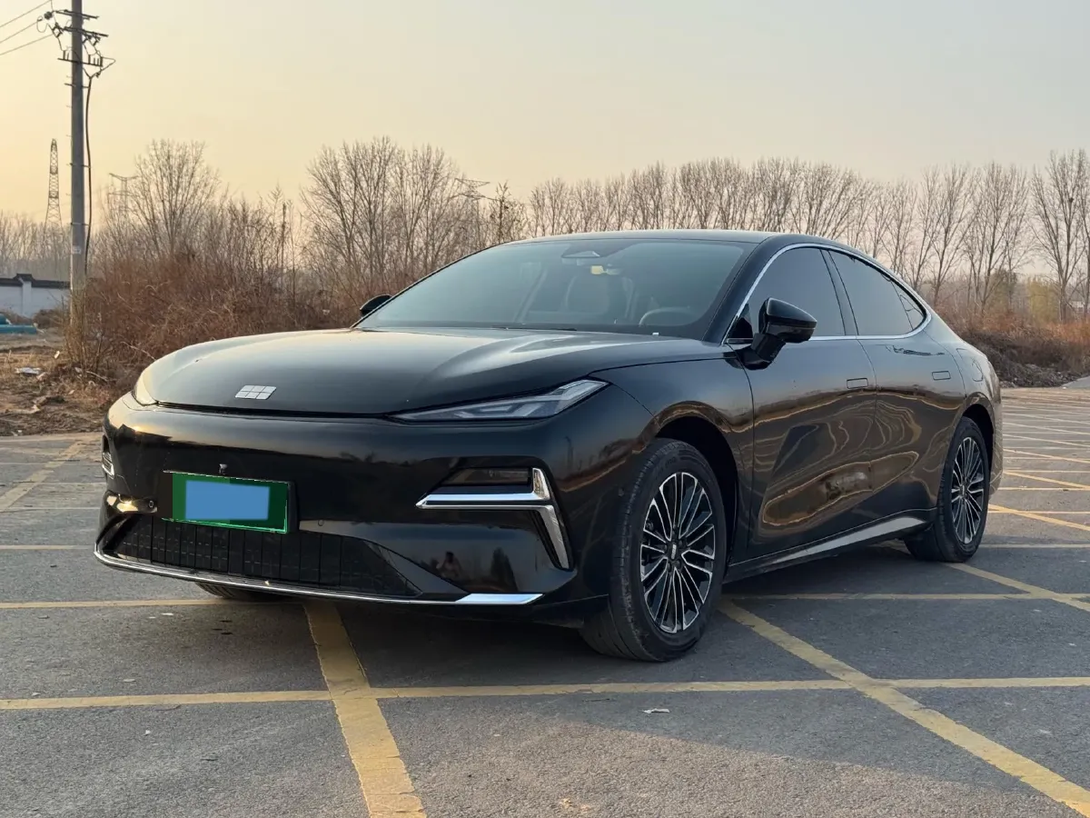 2025 Geely Galaxy Starshine 8 1.5L 112HP L4 1DHT PHEV,autocango,china used car exporter,china ev exporter,chinese used car exporter,chinese used ev exporter