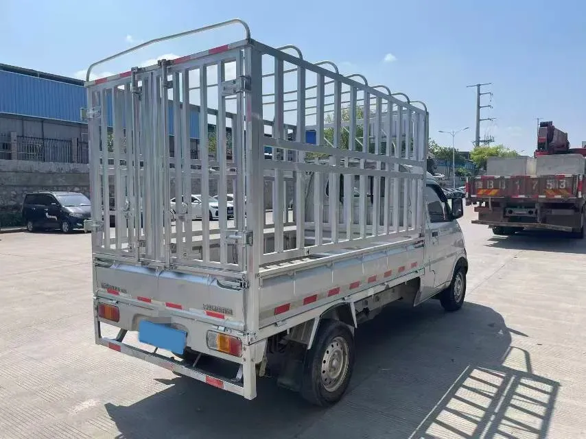 2022 WuLing RongGuang New Truck 1.5L 102HP L4 5MT,autocango,china used car exporter,china ev exporter,chinese used car exporter,chinese used ev exporter