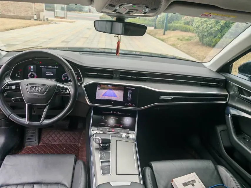 2019 Mercedes-Benz E Class 1.5T 184HP L4 9AT,autocango,china used car exporter,china ev exporter,chinese used car exporter,chinese used ev exporter