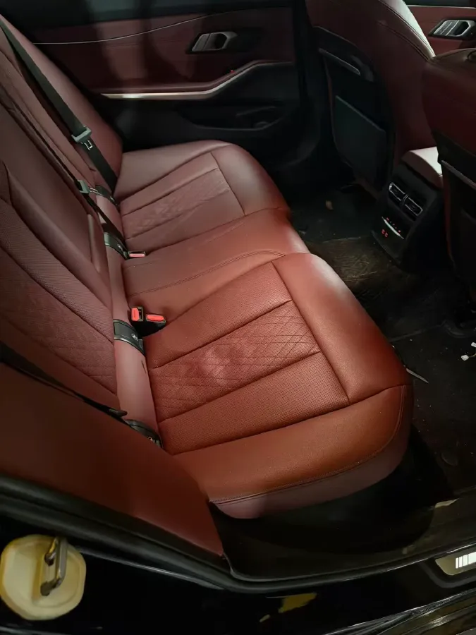 2022 BMW 3 Series 2.0T 156HP L4 8AT,autocango,china used car exporter,china ev exporter,chinese used car exporter,chinese used ev exporter