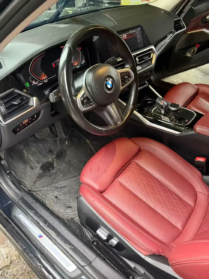 2022 BMW 3 Series 2.0T 156HP L4 8AT,autocango,china used car exporter,china ev exporter,chinese used car exporter,chinese used ev exporter