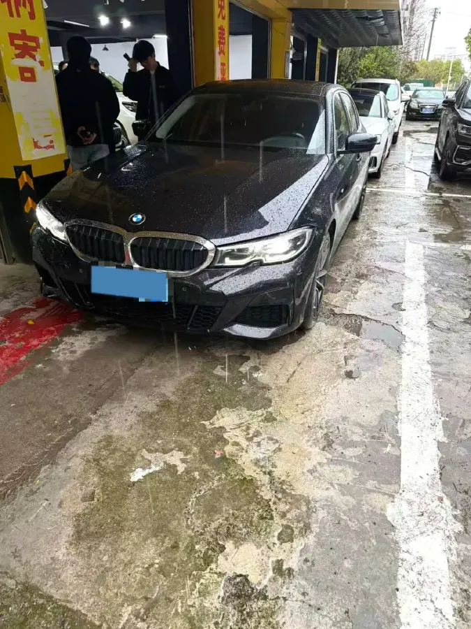 2022 BMW 3 Series 2.0T 156HP L4 8AT,autocango,china used car exporter,china ev exporter,chinese used car exporter,chinese used ev exporter
