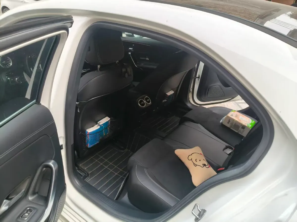 2020 Mercedes-Benz A Class 1.3T 163HP L4 7DCT,autocango,china used car exporter,china ev exporter,chinese used car exporter,chinese used ev exporter