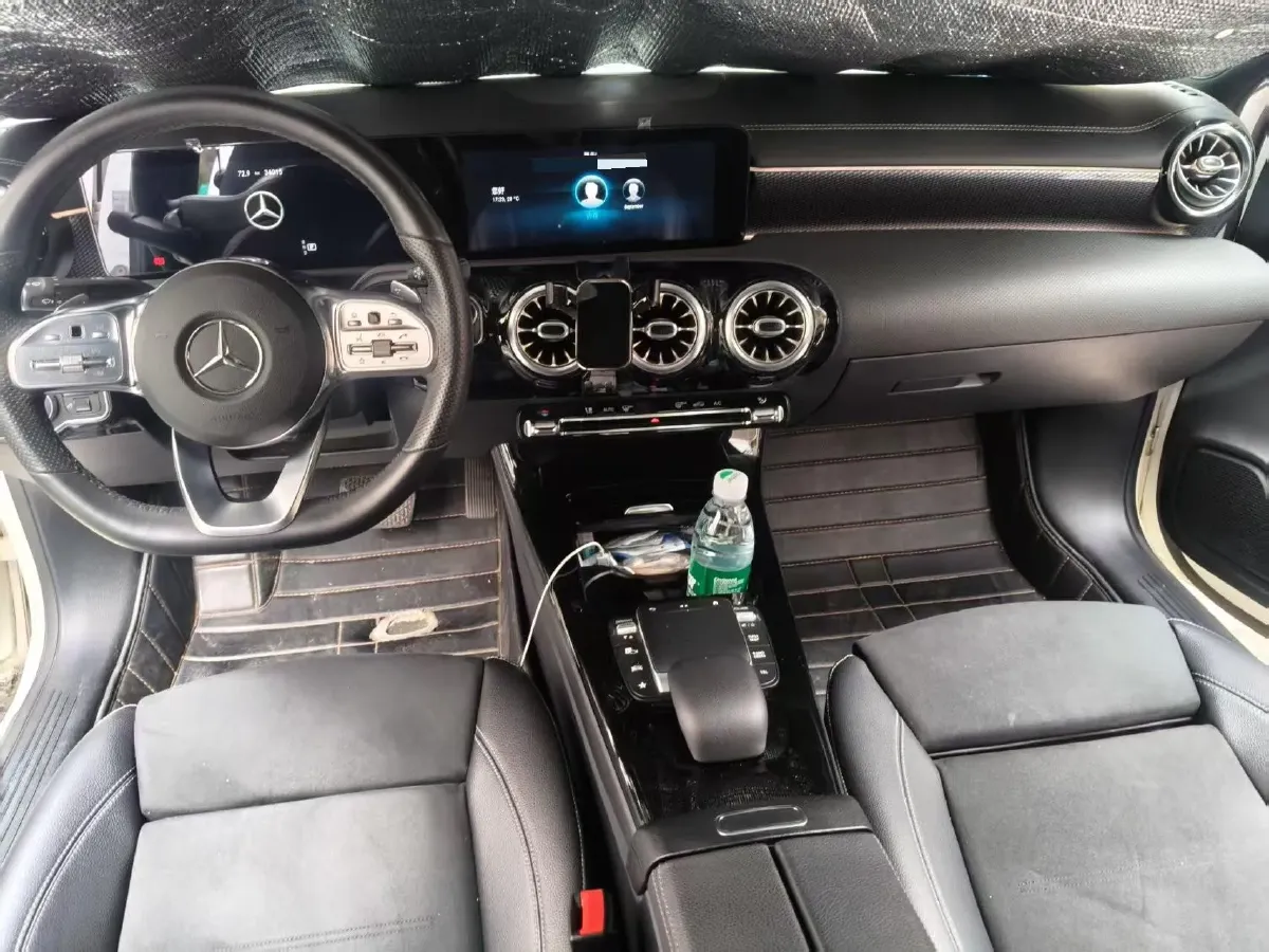 2020 Mercedes-Benz A Class 1.3T 163HP L4 7DCT,autocango,china used car exporter,china ev exporter,chinese used car exporter,chinese used ev exporter
