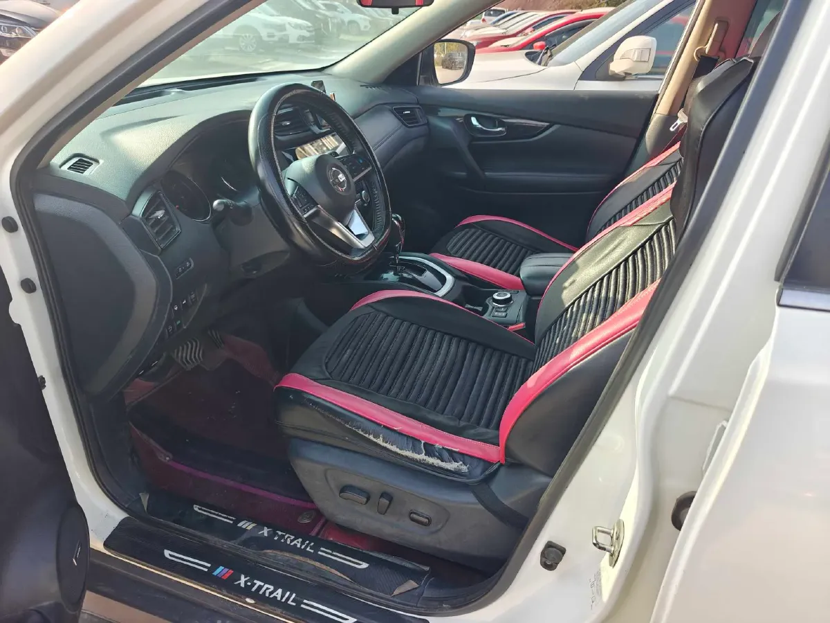 2021 Nissan X-Trail 2.5L 181HP L4 CVT,autocango,china used car exporter,china ev exporter,chinese used car exporter,chinese used ev exporter