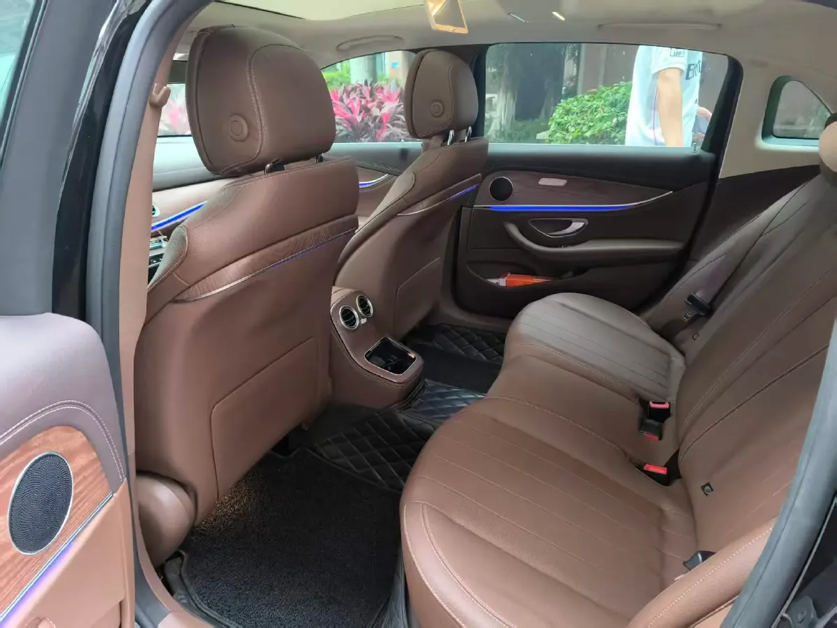 2022 Mercedes-Benz E Class 2.0T 197HP L4 9AT,autocango,china used car exporter,china ev exporter,chinese used car exporter,chinese used ev exporter