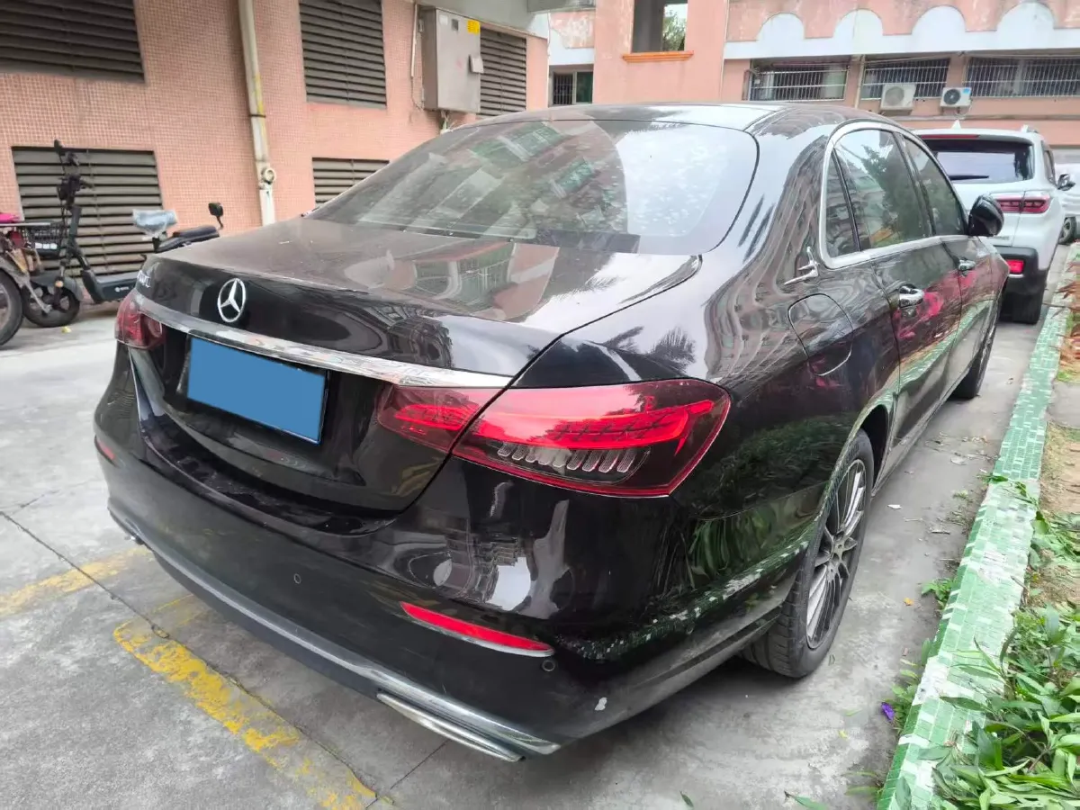 2022 Mercedes-Benz E Class 2.0T 197HP L4 9AT,autocango,china used car exporter,china ev exporter,chinese used car exporter,chinese used ev exporter