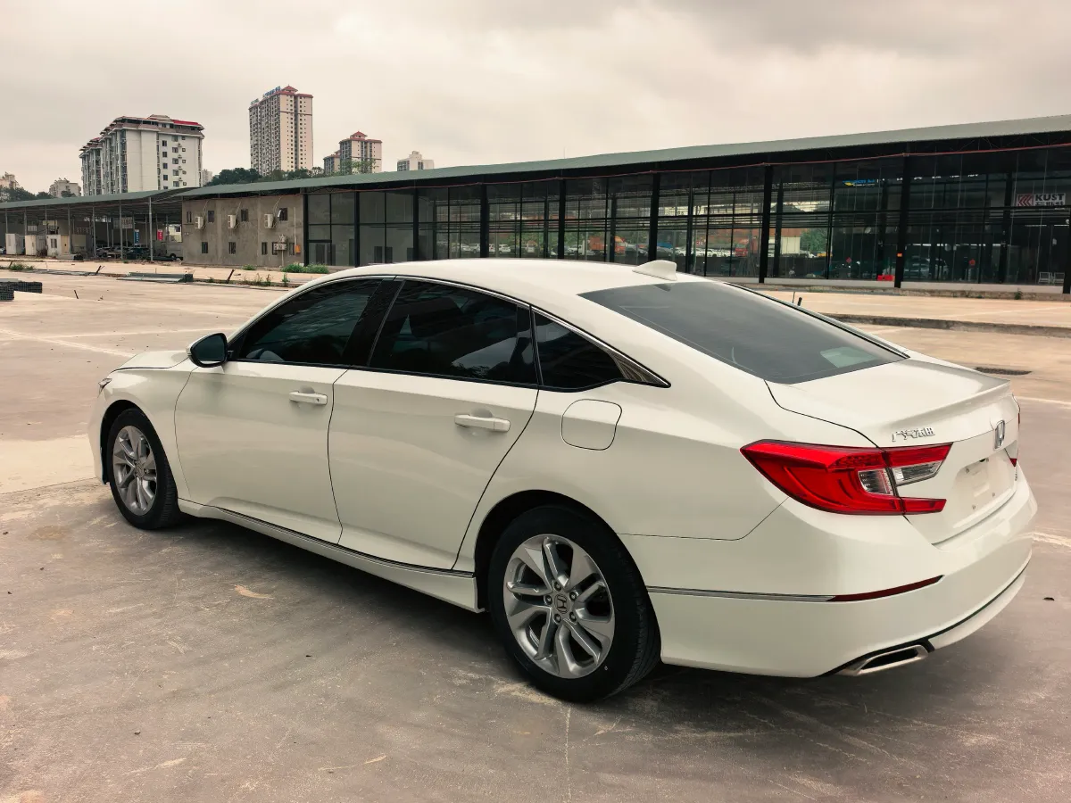 2018 Honda Accord 1.5T 194HP L4 CVT,autocango,china used car exporter,china ev exporter,chinese used car exporter,chinese used ev exporter