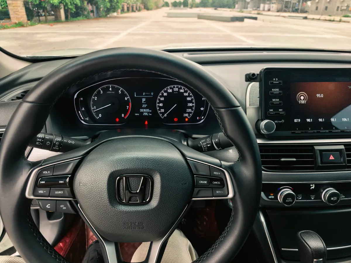 2018 Honda Accord 1.5T 194HP L4 CVT,autocango,china used car exporter,china ev exporter,chinese used car exporter,chinese used ev exporter