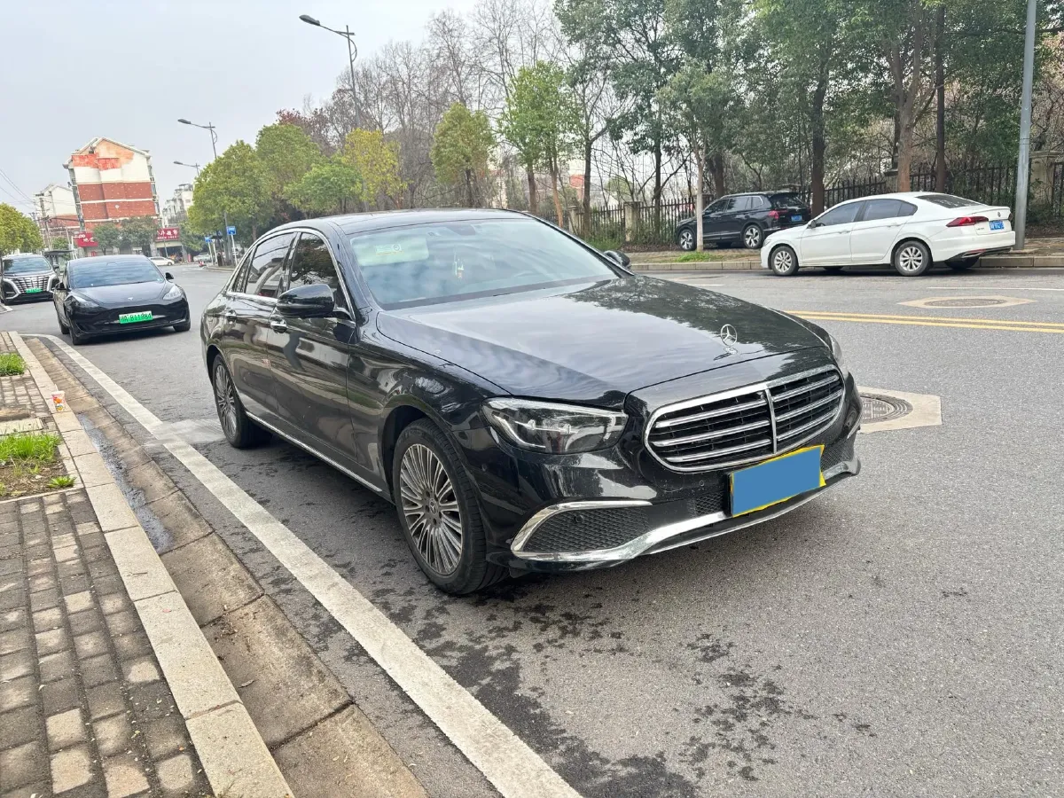 2023 Mercedes-Benz E Class 2.0T 258HP L4 9AT,autocango,china used car exporter,china ev exporter,chinese used car exporter,chinese used ev exporter