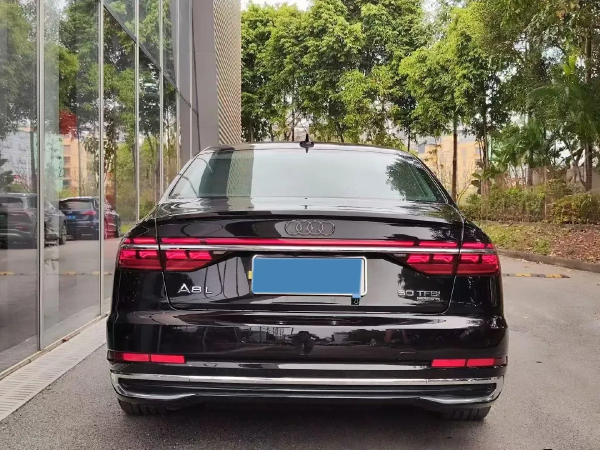 2023 Audi A8 3.0T 286HP V6 8AT,autocango,china used car exporter,china ev exporter,chinese used car exporter,chinese used ev exporter