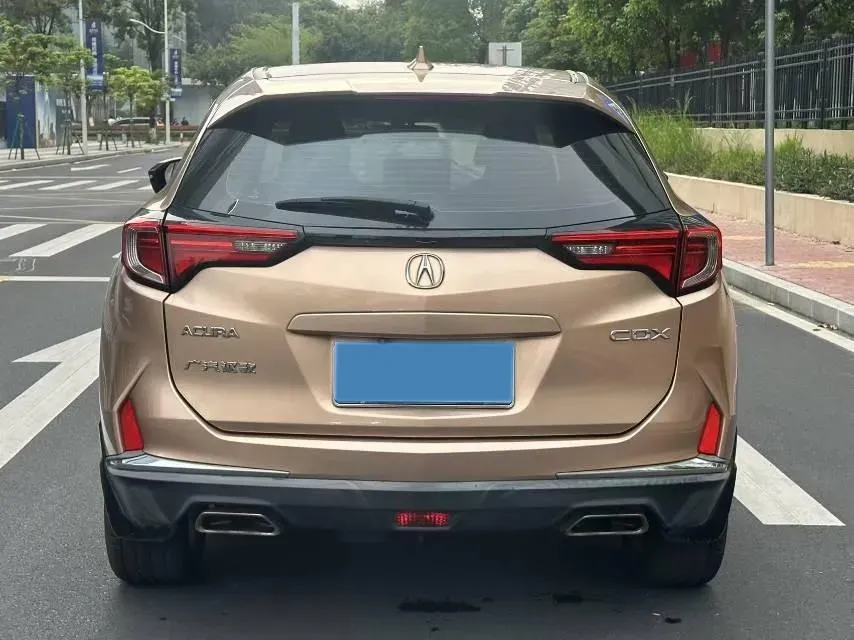 2016 Acura CDX 1.5T 182HP L4 8DCT,autocango,china used car exporter,china ev exporter,chinese used car exporter,chinese used ev exporter