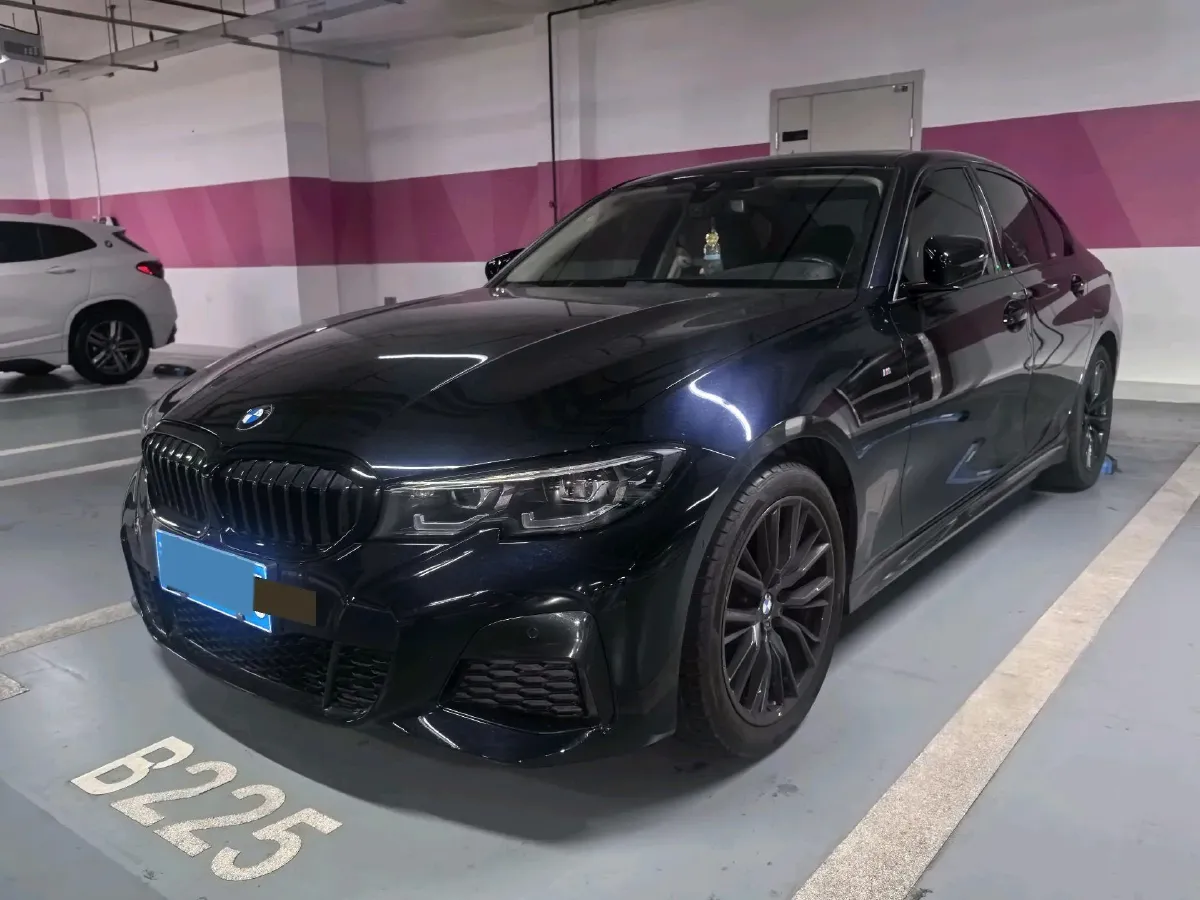 2022 BMW 3 Series 2.0T 184HP L4 8AT,autocango,china used car exporter,china ev exporter,chinese used car exporter,chinese used ev exporter