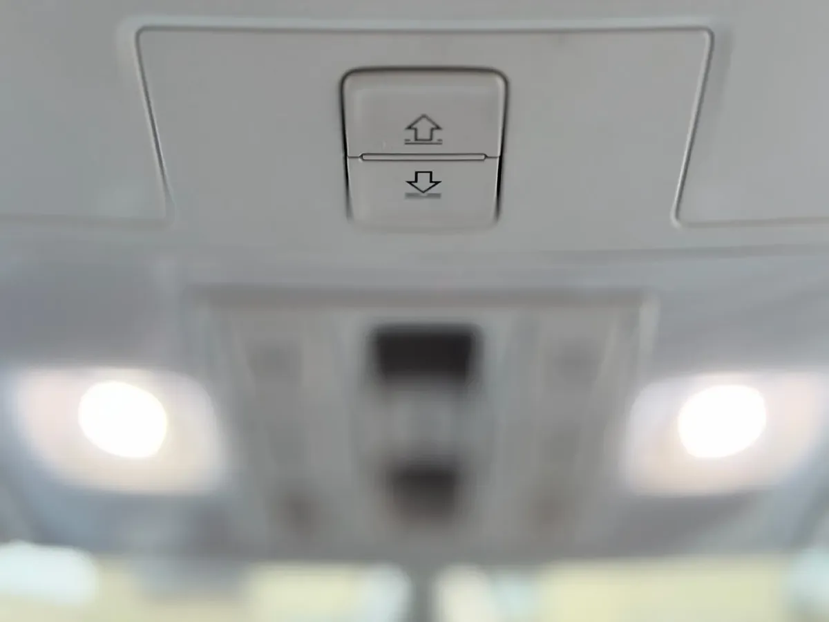 2020 Volkswagen Magotan 2.0T 186HP L4 7DCT,autocango,china used car exporter,china ev exporter,chinese used car exporter,chinese used ev exporter