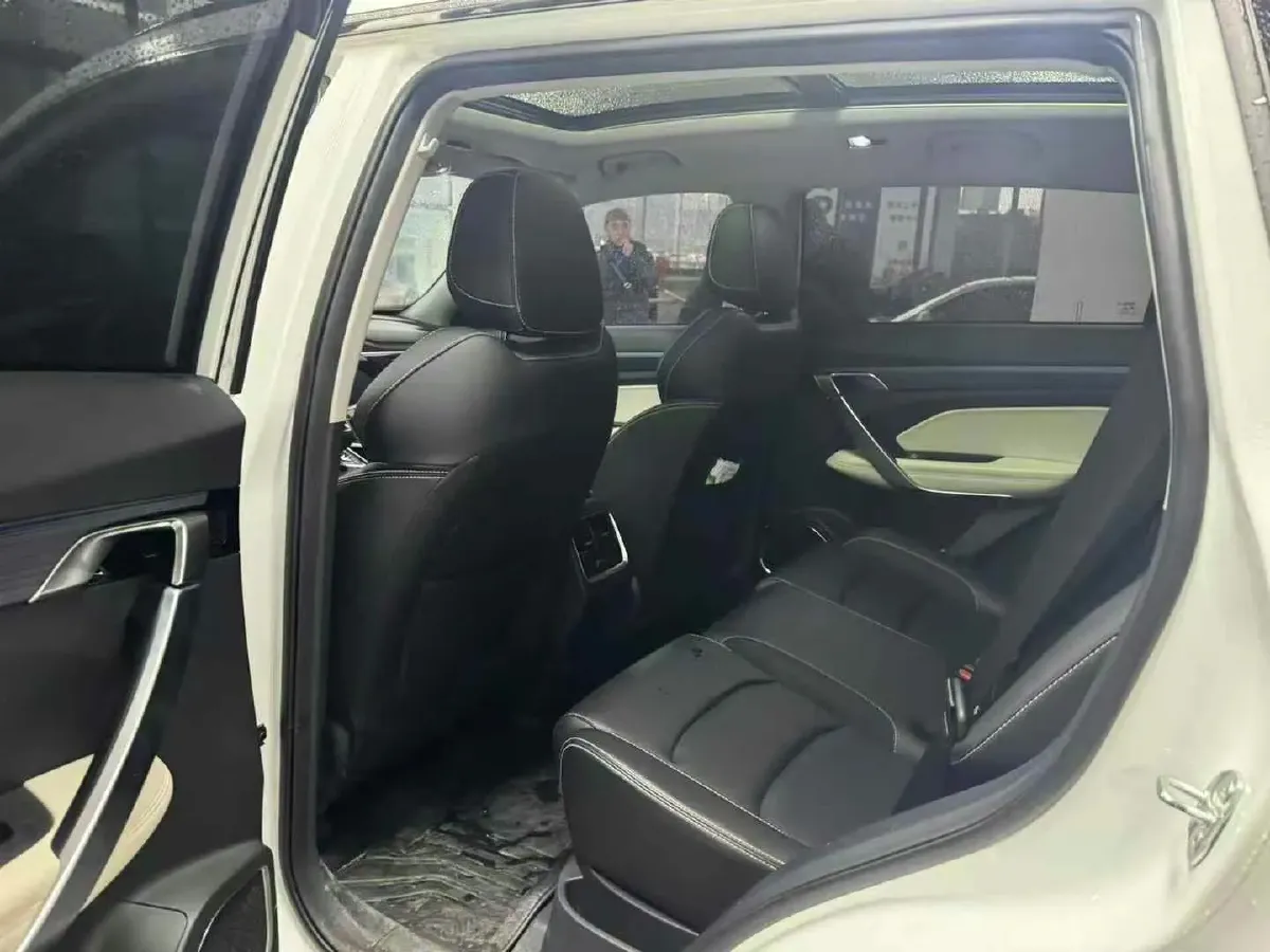 2022 Geely Azkarra 1.8T 184HP L4 7DCT,autocango,china used car exporter,china ev exporter,chinese used car exporter,chinese used ev exporter