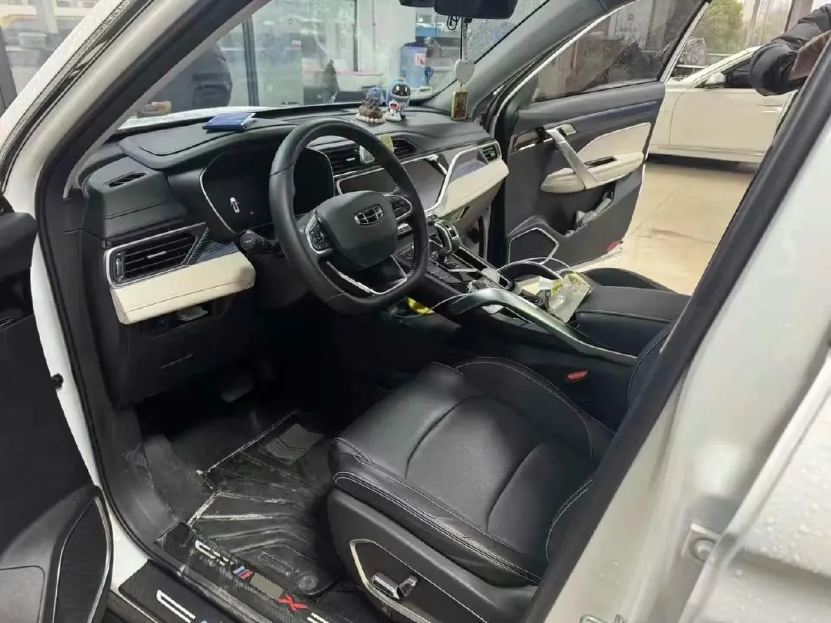 2022 Geely Azkarra 1.8T 184HP L4 7DCT,autocango,china used car exporter,china ev exporter,chinese used car exporter,chinese used ev exporter