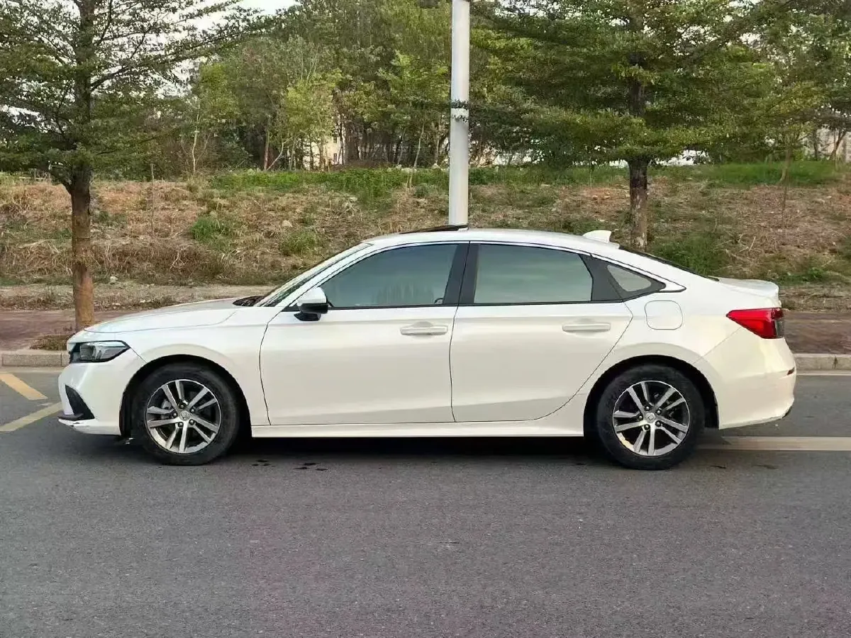 2023 Honda Civic 1.5T 182HP L4 CVT,autocango,china used car exporter,china ev exporter,chinese used car exporter,chinese used ev exporter
