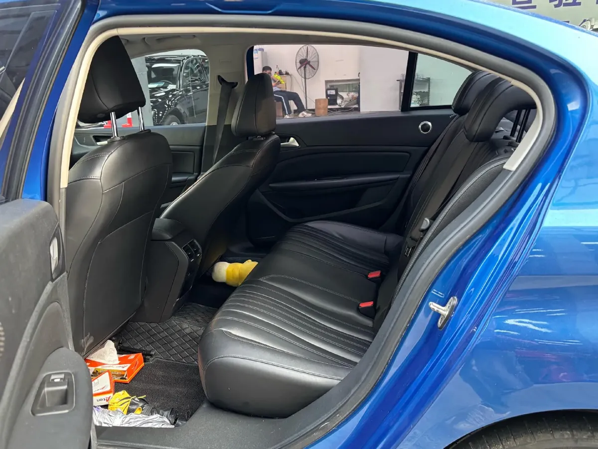 2019 Peugeot 408 1.2T 136HP L3 6DCT,autocango,china used car exporter,china ev exporter,chinese used car exporter,chinese used ev exporter