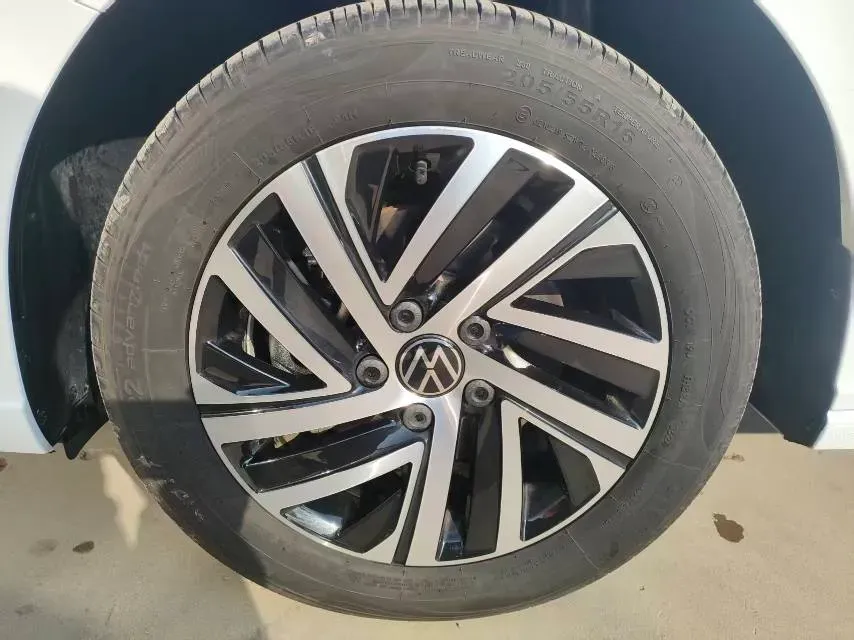 2024 Volkswagen Lavida 1.5T 160HP L4 7DCT,autocango,china used car exporter,china ev exporter,chinese used car exporter,chinese used ev exporter