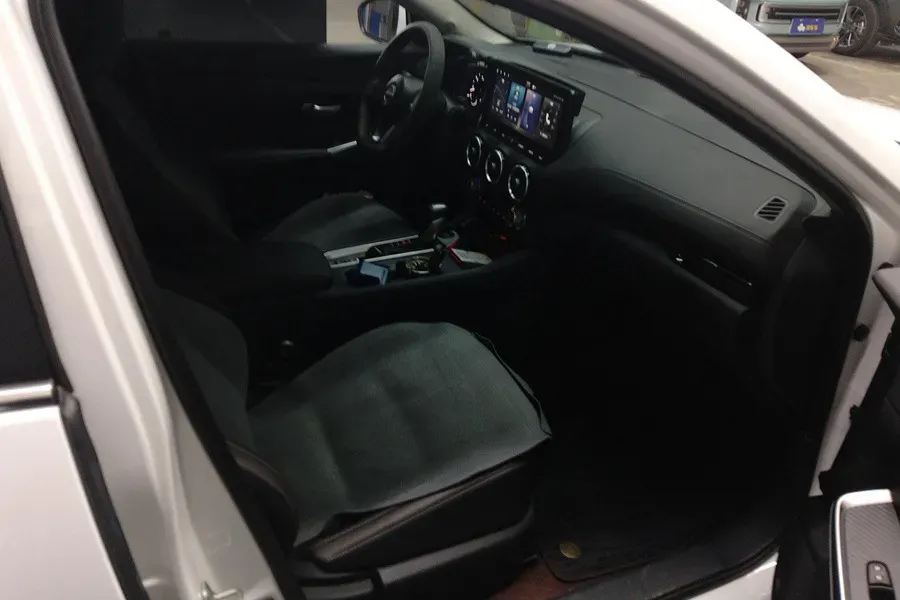 2023 Nissan Sylphy 1.6L 135HP L4 CVT,autocango,china used car exporter,china ev exporter,chinese used car exporter,chinese used ev exporter