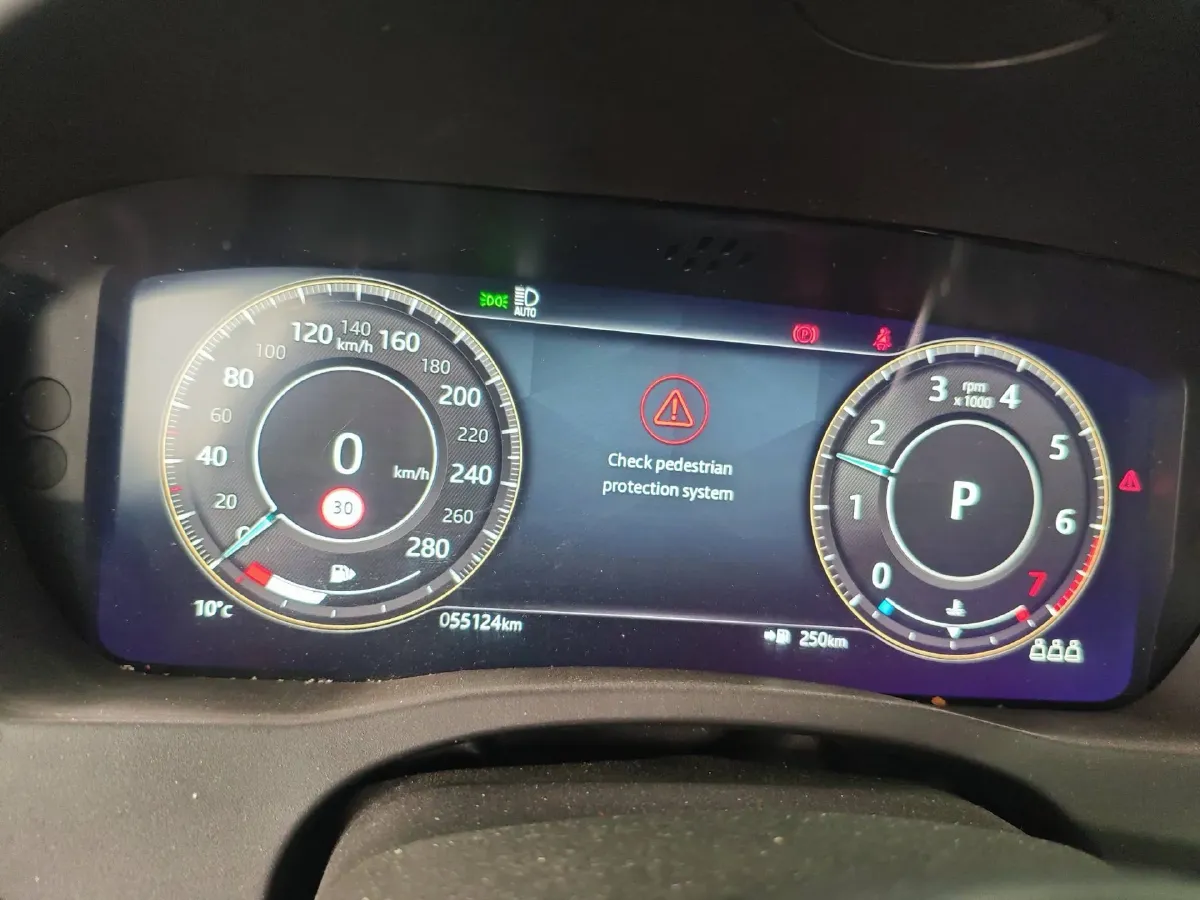 2021 Jaguar XEL 2.0T 250HP L4 8AT,autocango,china used car exporter,china ev exporter,chinese used car exporter,chinese used ev exporter