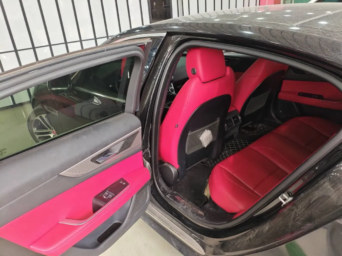 2021 Jaguar XEL 2.0T 250HP L4 8AT,autocango,china used car exporter,china ev exporter,chinese used car exporter,chinese used ev exporter