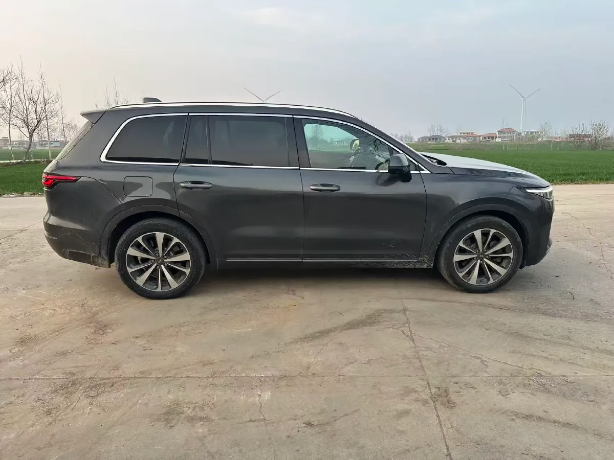 2021 Li ONE Range Extended 131HP REEV 40.5KWH,autocango,china used car exporter,china ev exporter,chinese used car exporter,chinese used ev exporter