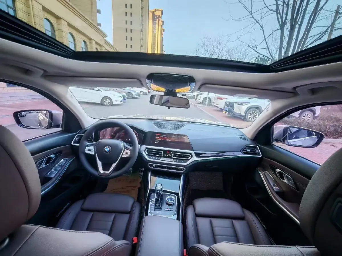 2020 BMW 3 Series 2.0T 184HP L4 8AT,autocango,china used car exporter,china ev exporter,chinese used car exporter,chinese used ev exporter