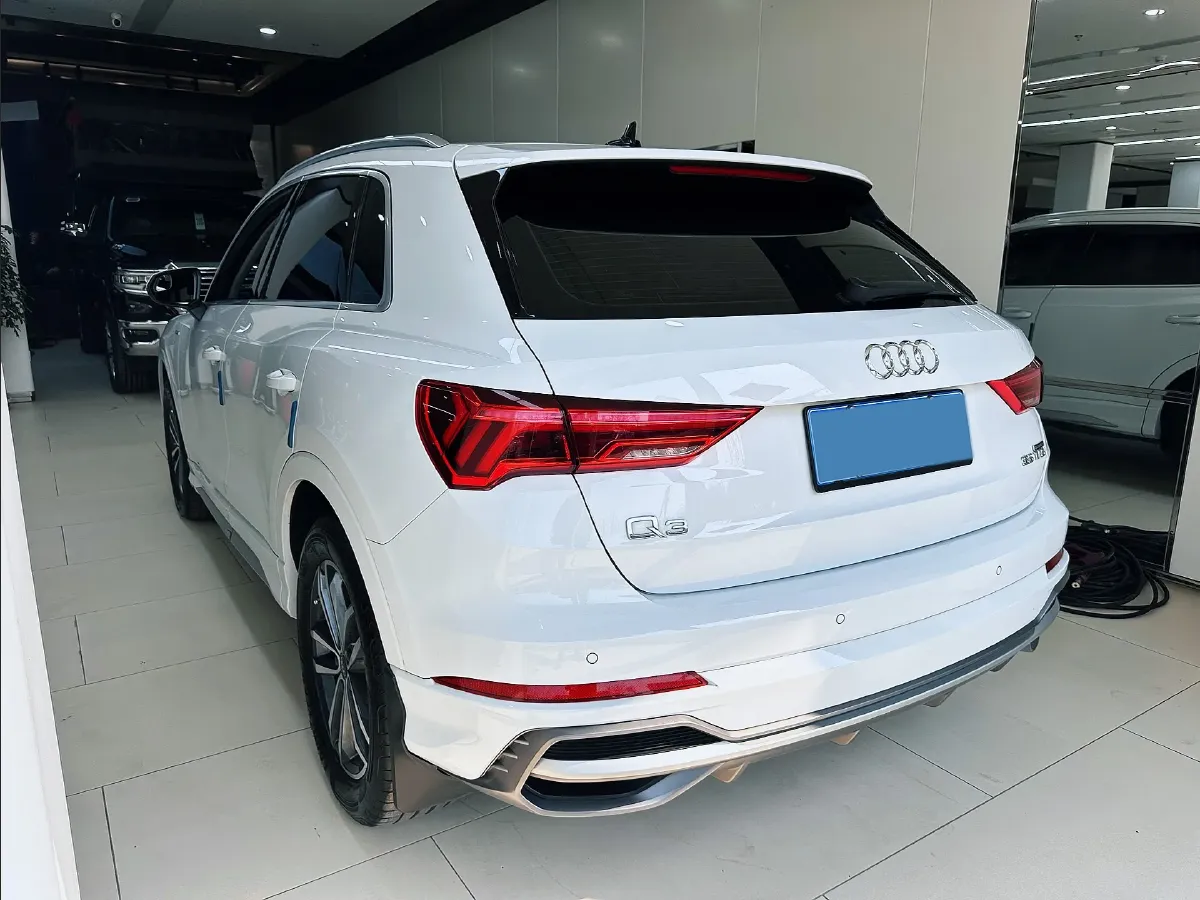 2023 Audi Q3 1.4T 150HP L4 7DCT,autocango,china used car exporter,china ev exporter,chinese used car exporter,chinese used ev exporter