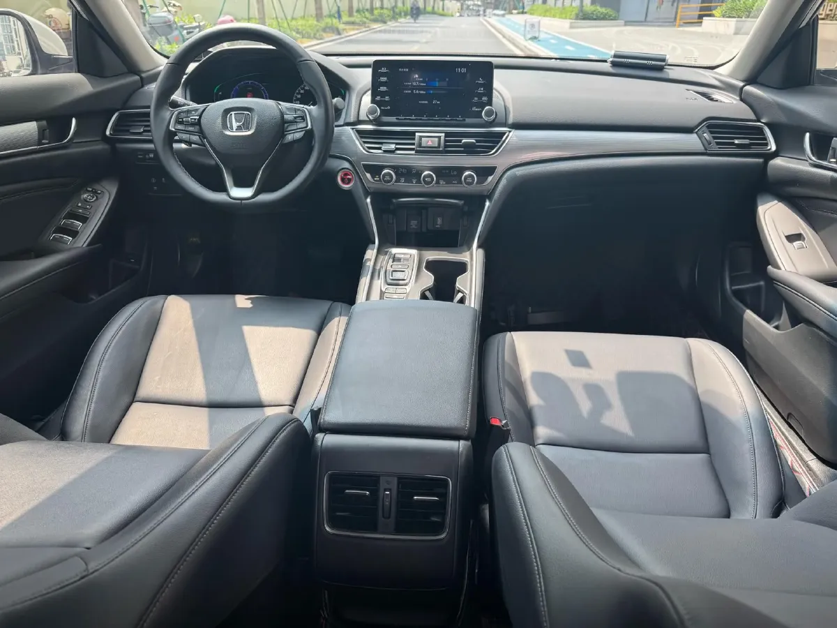 2018 Honda Accord 2.0L 146HP L4 E-CVT Hybrid,autocango,china used car exporter,china ev exporter,chinese used car exporter,chinese used ev exporter