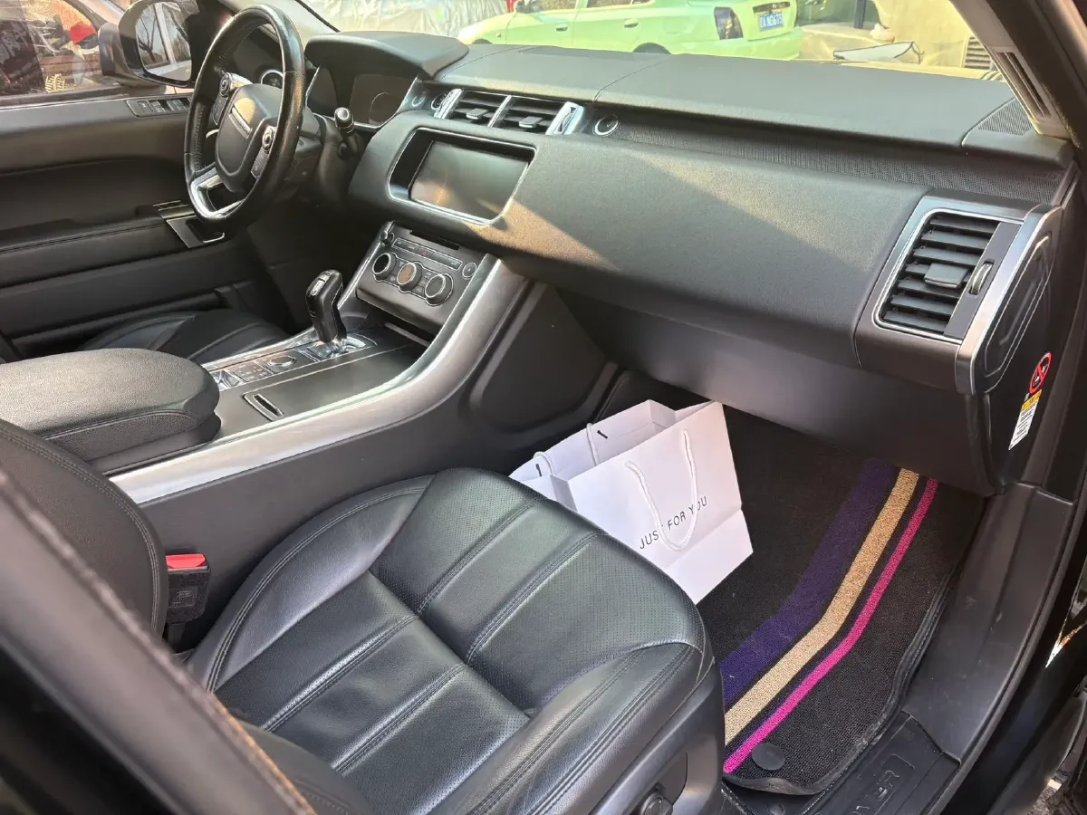 2017 Land Rover Range Rover Sport 3.0T 340HP V6 8AT,autocango,china used car exporter,china ev exporter,chinese used car exporter,chinese used ev exporter