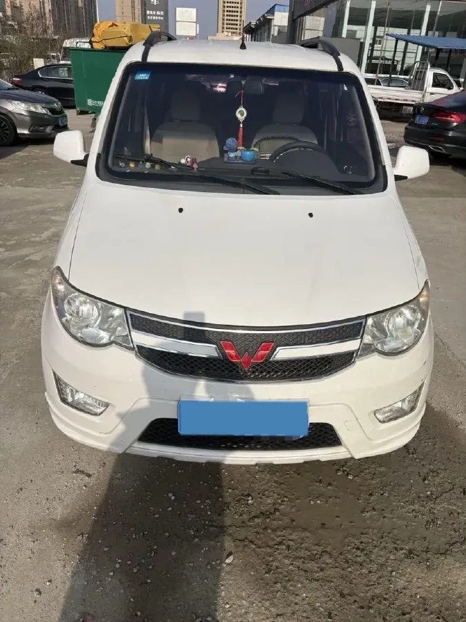 2016 WuLing HongGuang 1.5L 112HP L4 5MT,autocango,china used car exporter,china ev exporter,chinese used car exporter,chinese used ev exporter